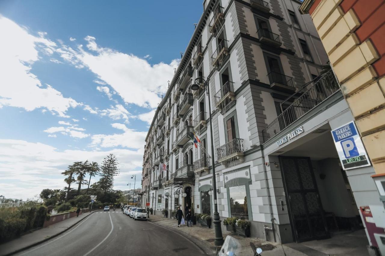 Insieme Suites Nápoles Exterior foto